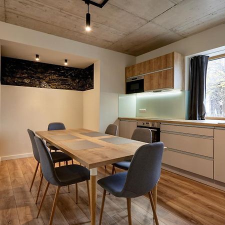 Hs - Rockhaus Aparthotel Pruggern Bagian luar foto