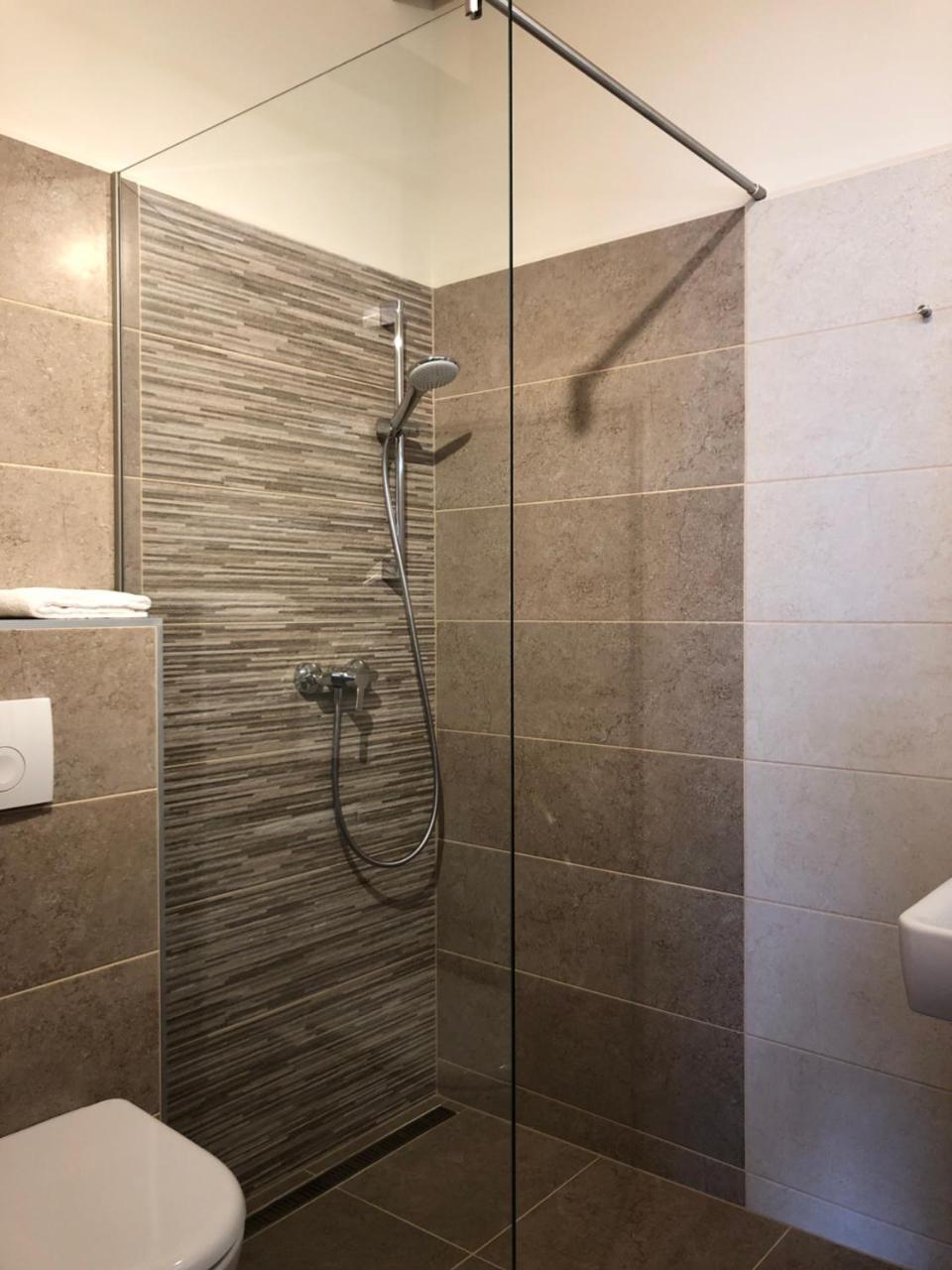 Hs - Rockhaus Aparthotel Pruggern Bagian luar foto